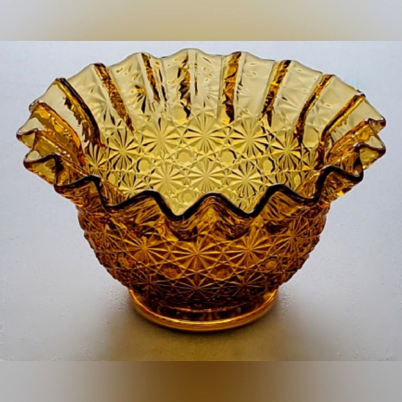 Vntg "Daisy and Button" Amber 6" Bowl by L.E. Smith Glass - Picture 2 of 10